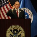 “Se avecinan deportaciones masivas”: Tom Homan, el zar de la frontera, promete inundar ciudades clave con agentes de ICE